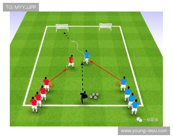 反弹球判罚规则解析：裁判如何判断控球权归属？