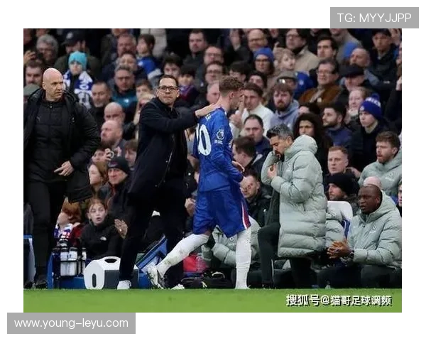 帕尔默传球频繁撕裂防线，本赛季欧冠中场角色显著进攻回升