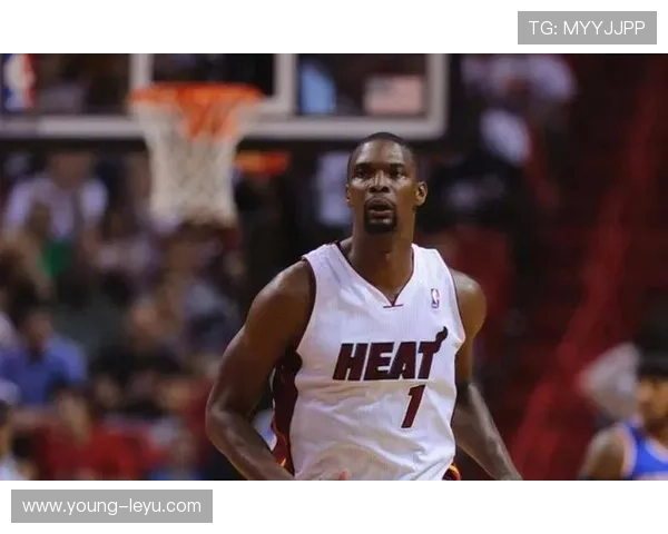 波什利用中距离投篮拉开空间，提升热火内线进攻效率